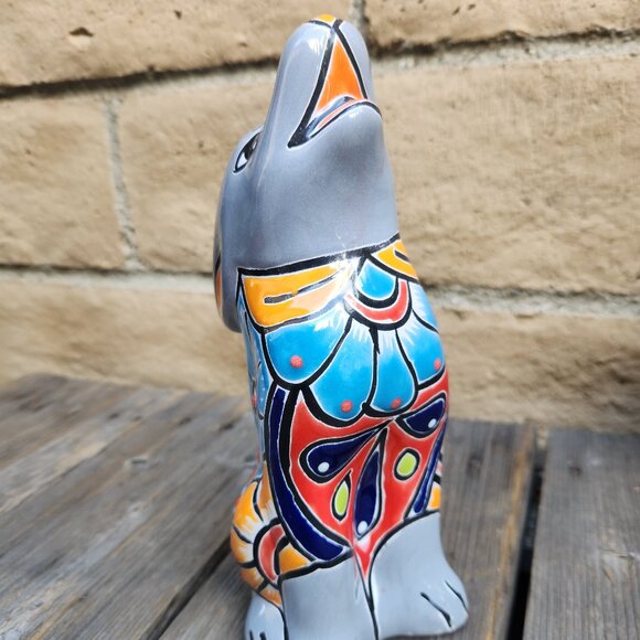 9" H, Gray Wolf Fox Dog Talavera Pottery Ceramic Statue Statue Home Decor - Picture 3 of 4